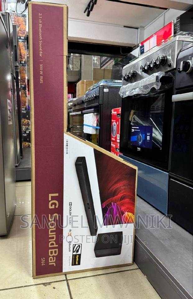 LG SN4 2.1ch 300W Sound Bar, AI Sound Pro Wireless Subwoofer