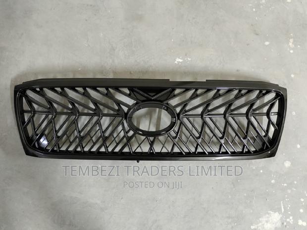 Grill Fj 100 Land Cruiser