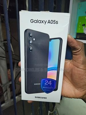 New Samsung Galaxy A05s 64 GB Black - main view