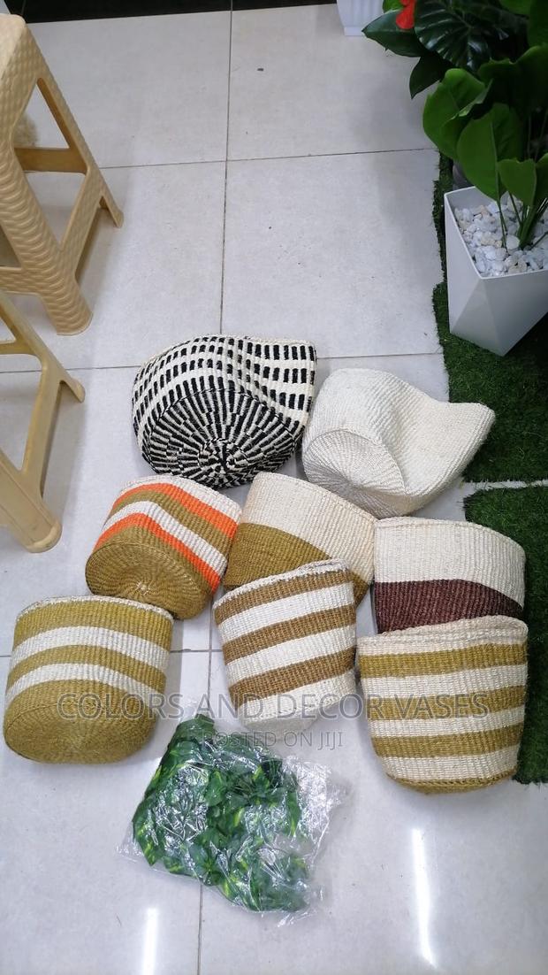 Baskets 8 Variety of Colours
