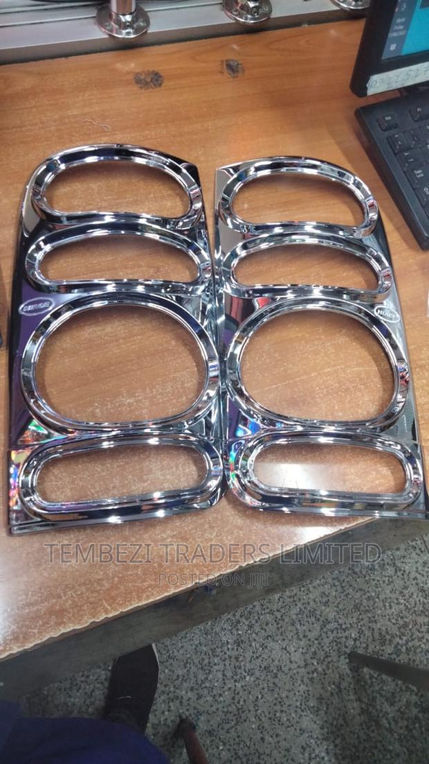 Rear Right Chrome Shark Hiace 5l/Tail Light Cover Chrome 5L