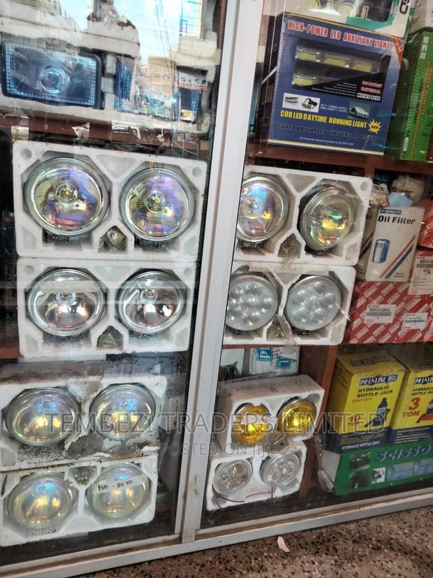 Universal Fog Lights Different Shapes and Sizes