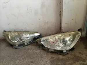 Headlight Aqua 2010 Non Xenon