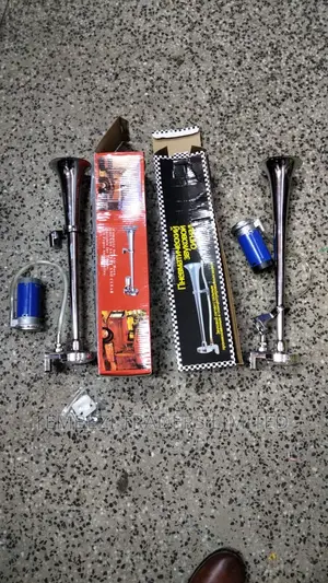 Electric One Pipe Horn Both 12 Volts and 24volts