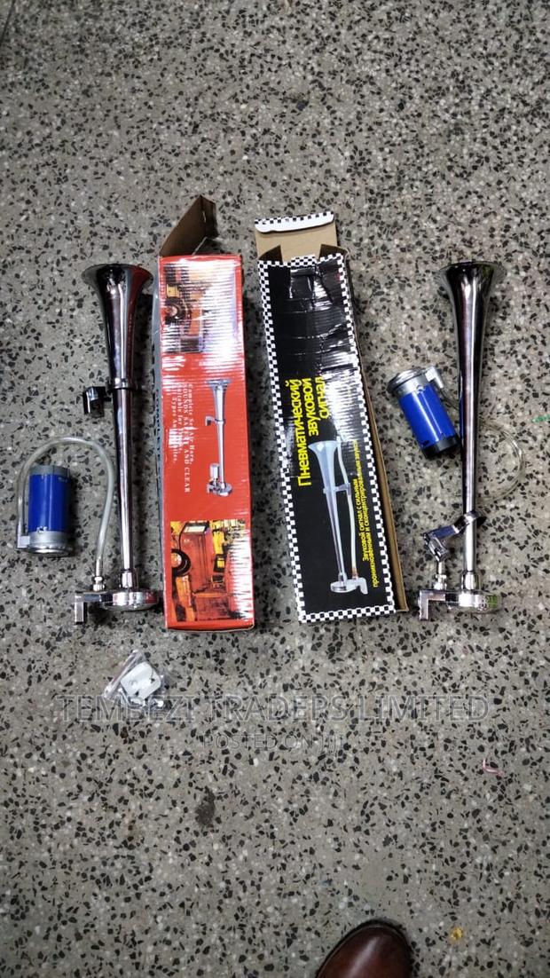 Electric One Pipe Horn Both 12 Volts and 24volts