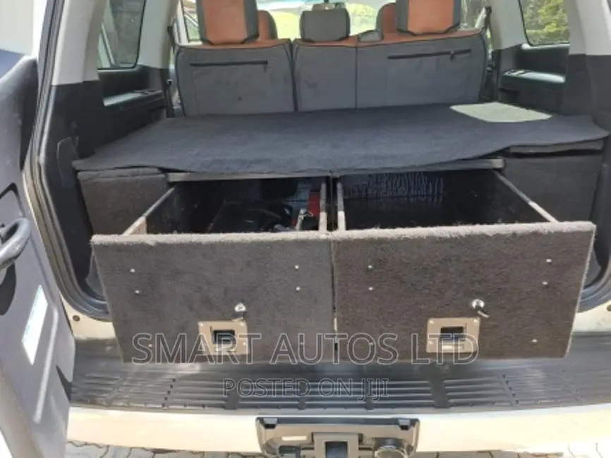 Toyota Land Cruiser 2016 White