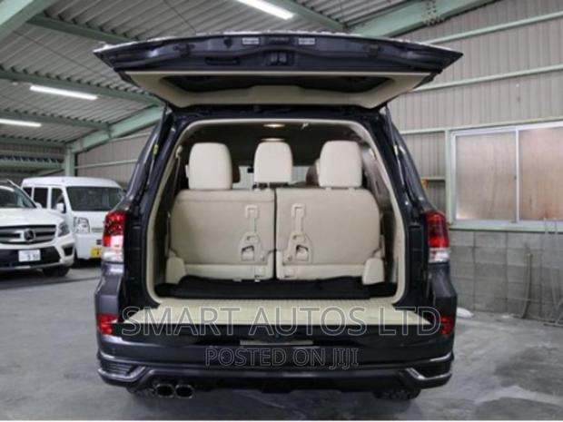 Toyota Land Cruiser 2016 Gray - thumbnail 9