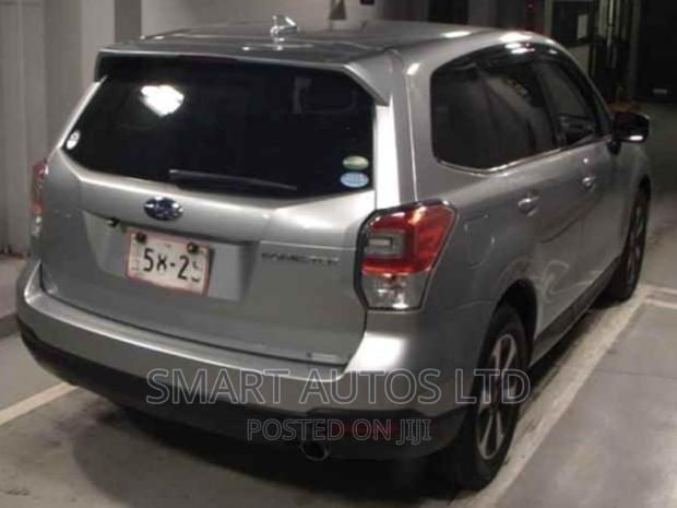 Subaru Forester 2017 Silver - thumbnail 4