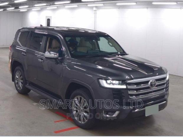 New Toyota Land Cruiser 2022 Gray