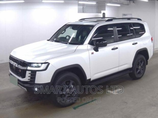 Toyota Land Cruiser 2022 Pearl - thumbnail 2