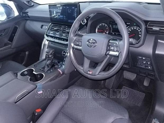 Toyota Land Cruiser 2022 Pearl - thumbnail 5