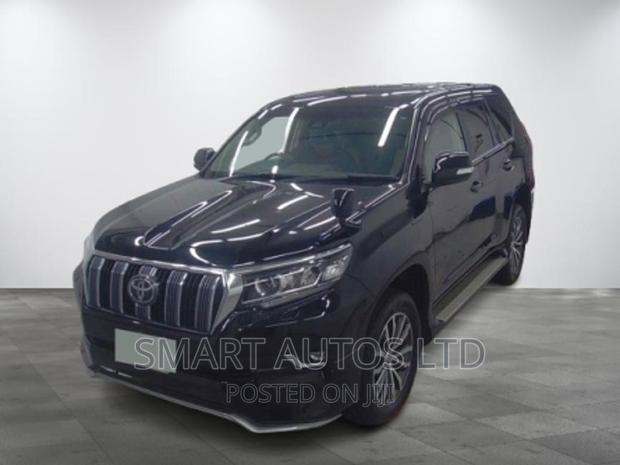 Toyota Land Cruiser Prado 2018 Black - thumbnail 2