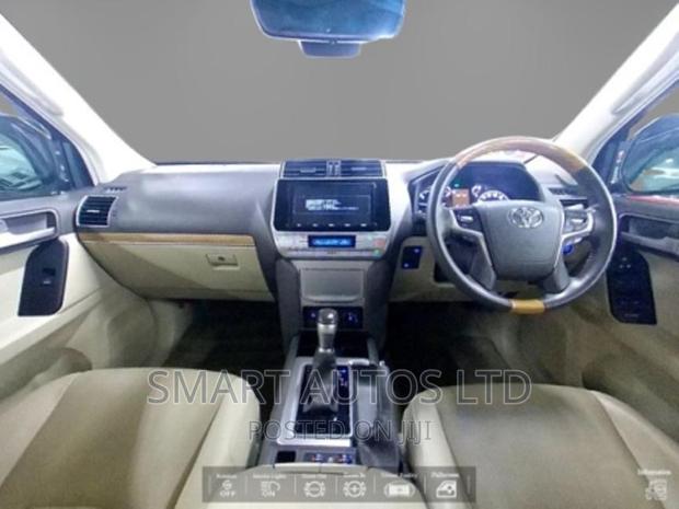 Toyota Land Cruiser Prado 2018 Black - thumbnail 3