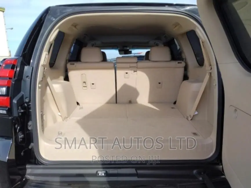 Toyota Land Cruiser Prado 2018 Black