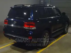 Toyota Land Cruiser 2017 Blue