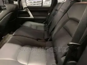 Toyota Land Cruiser 2017 Blue