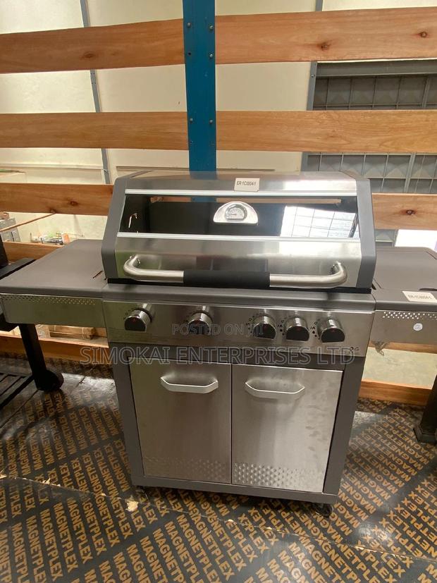 Classy Gas 5 Burner BBQ Grill With Side Burner