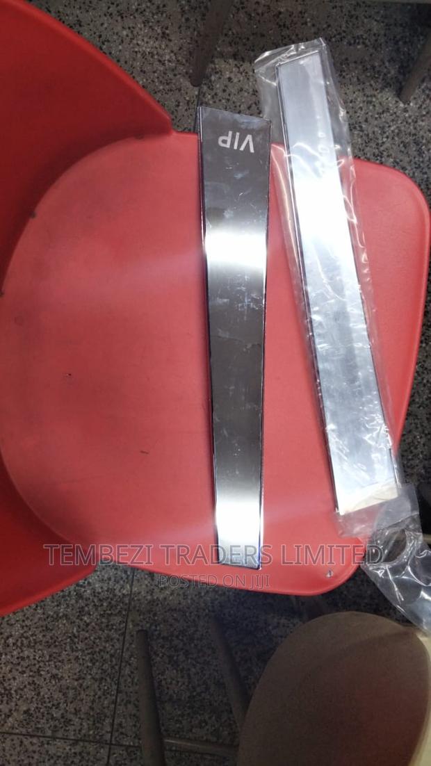 Universal Chrome Vip Pillars Set - main view