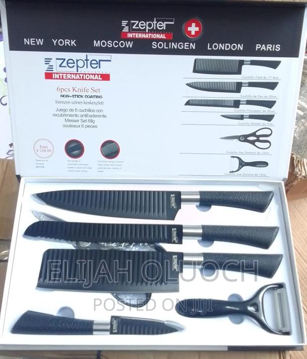 Corrugated Black Knife Set - main view