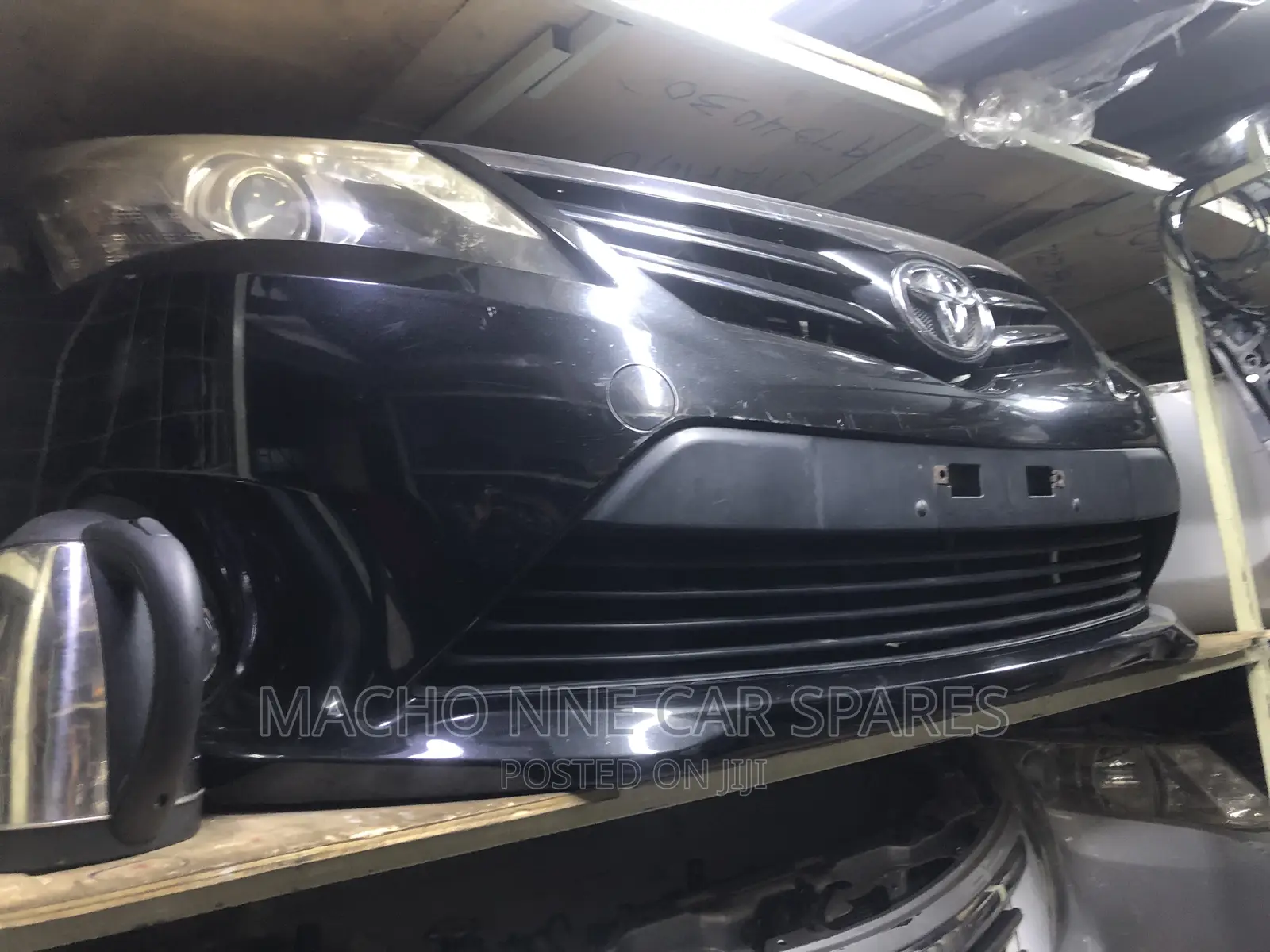 Toyota Avensis 2015 Nosecut