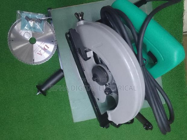 DCA Circular Saw More Powerful. - main view