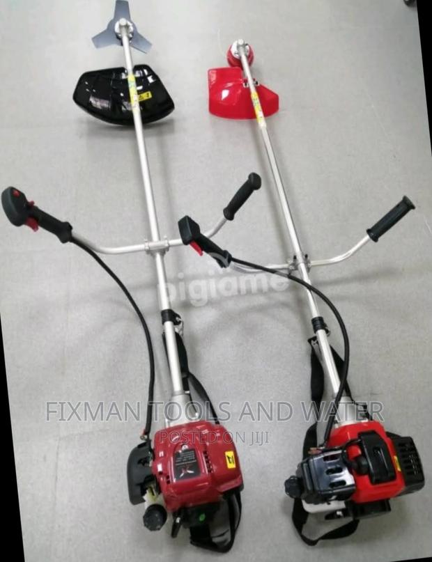 Brush Cutter Machine 4 Strokes + Free Blades - main view