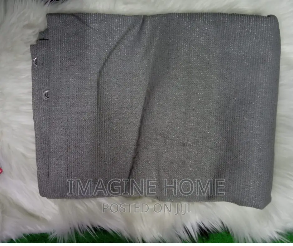 Balcony Privacy Shield/Dust Trap
