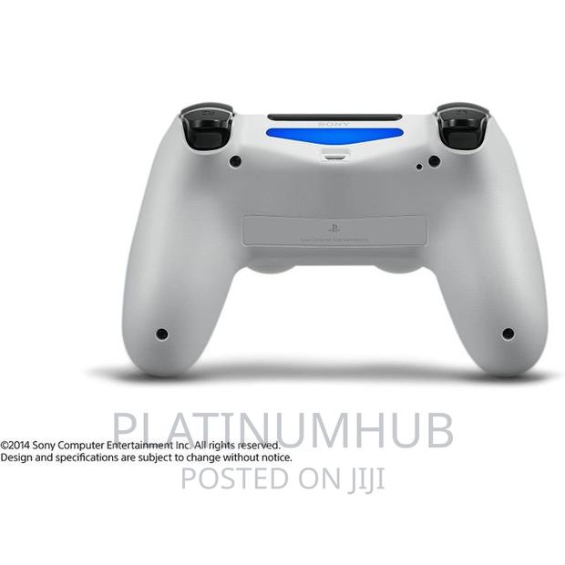 Ps4 Controller White A3q - main view