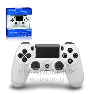 Play Station 4 Controller White M9 - thumbnail 2