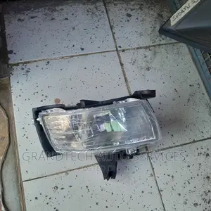 Toyota Corrolla Nze Foglights