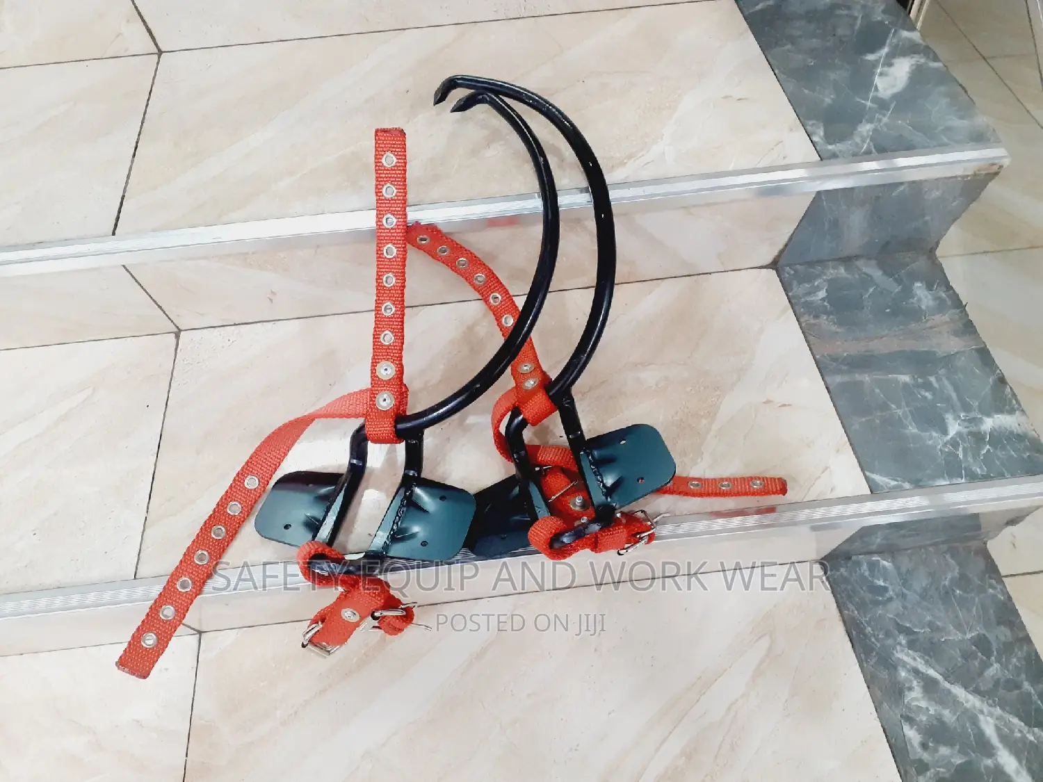 Available Wooden Pole Climbers At Best Price