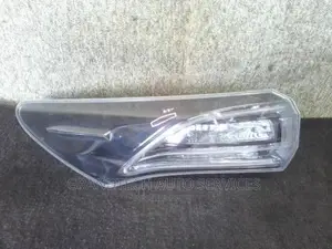Toyota Harrier Taillight