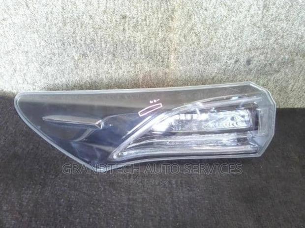 Toyota Harrier Taillight