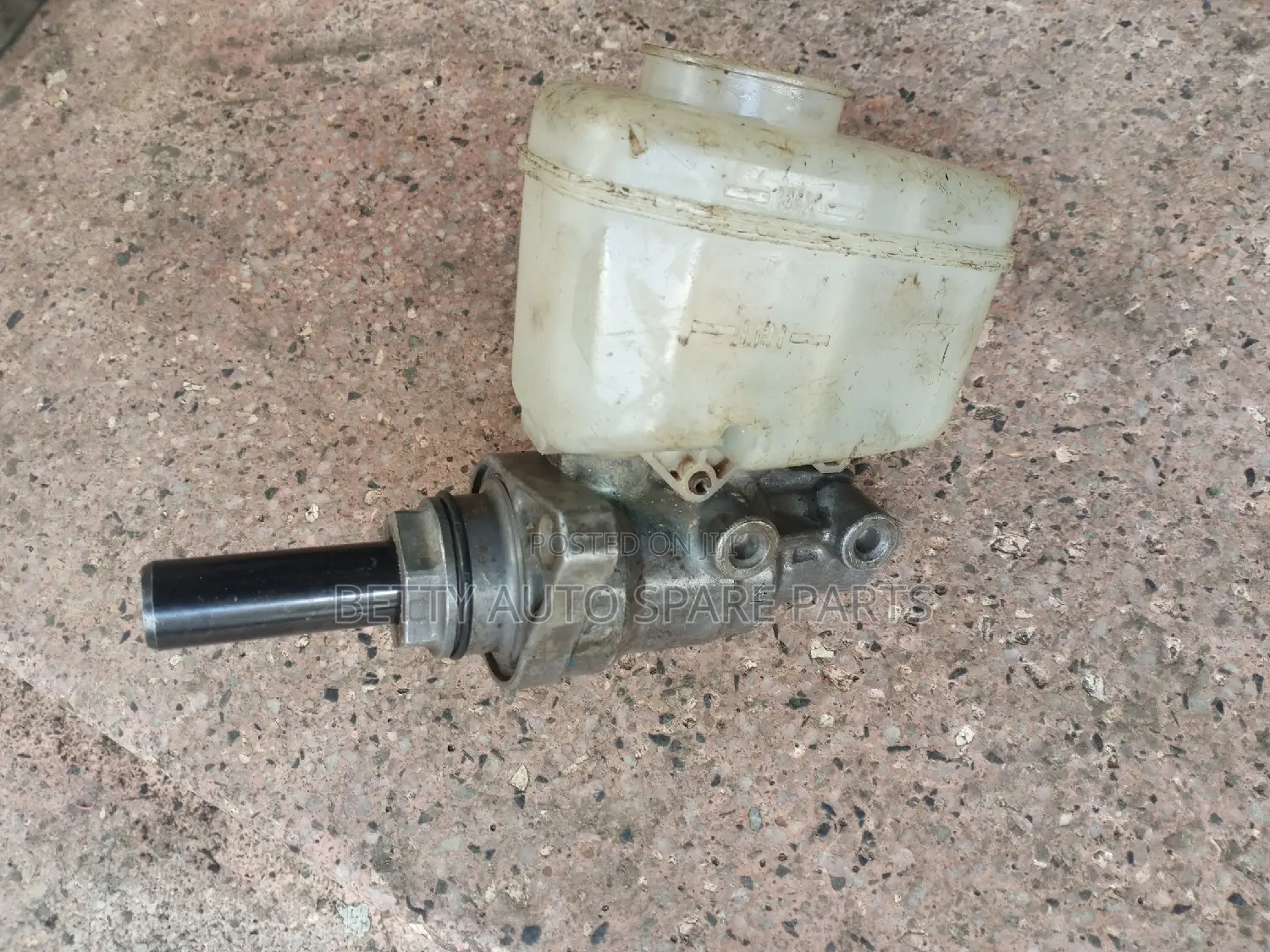 Toyota Prado 120 Master Cylinder Old Model