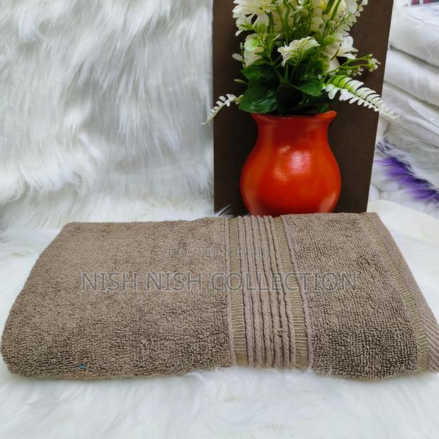 Medium Size Towel - thumbnail 4