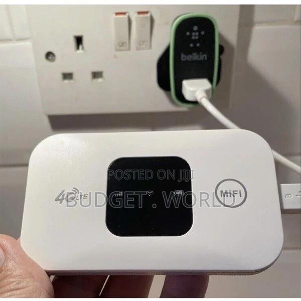 150mbps Mifi With Sim Card Slot 4g Lte Mobile Wifi - main view