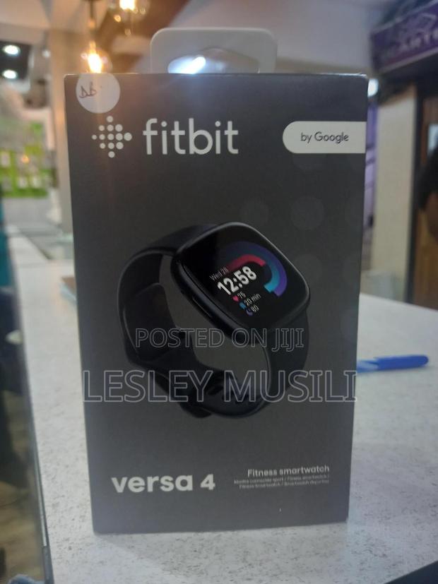 Fitbit Versa 4 - main view