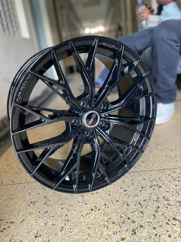 RG Design Size 18 Fitting Harrier, Mazda CX-5, Lexus Rx - main view