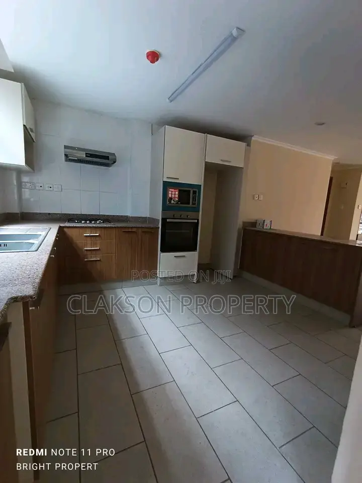 3bdrm Apartment in Kilimani for rent