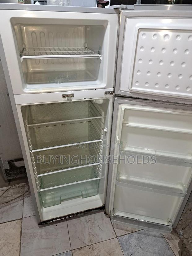 Ramtons 213L Two Door Fridge - thumbnail 4