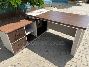 Executive Imported Morden Office Desk 1.6 MTRS