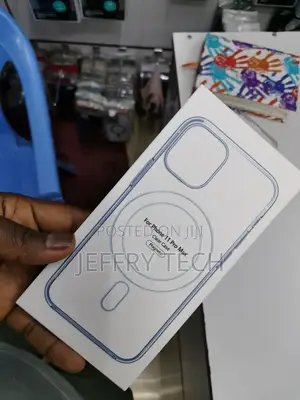 Smart Clear Case for iPhone 11 Pro Max With Magsafe - Anti-S