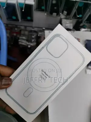 Magsafe Transparent Case for iPhone 13