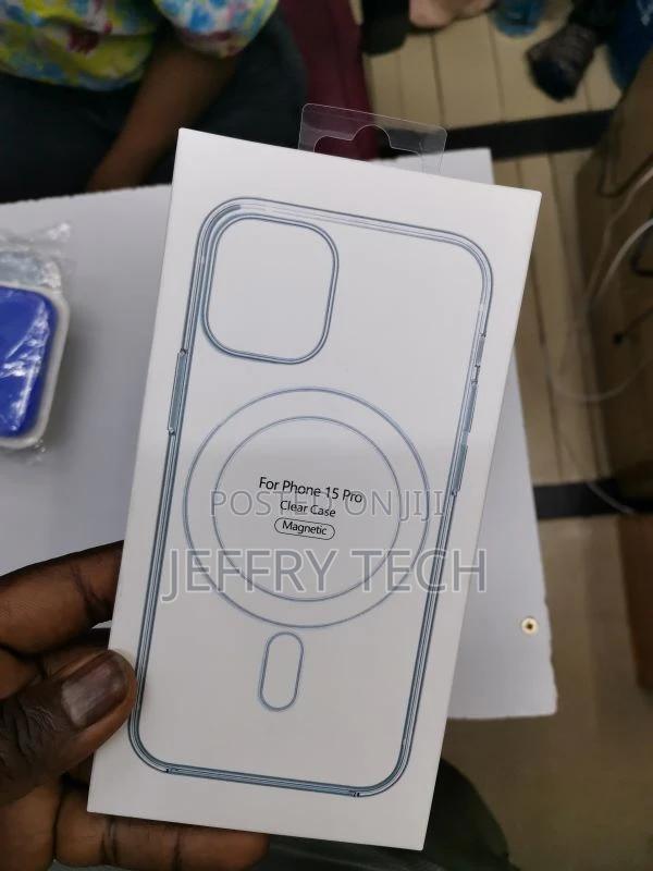 iPhone 15 Pro Magnetic Case Clear Transparent Slim Shockproo - main view