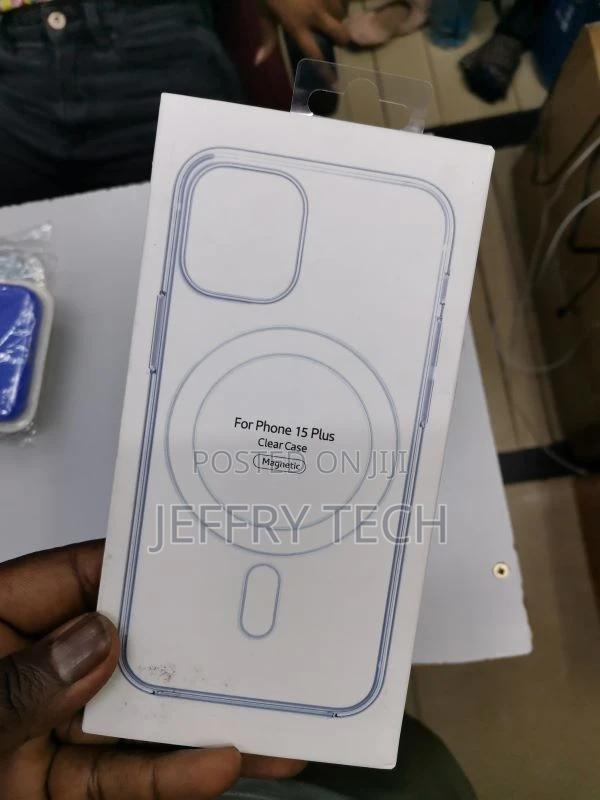 iPhone 15 PLUS Magsafe Phone Case - Clear