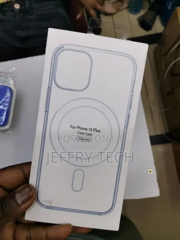 iPhone 15 PLUS Magsafe Phone Case - Clear