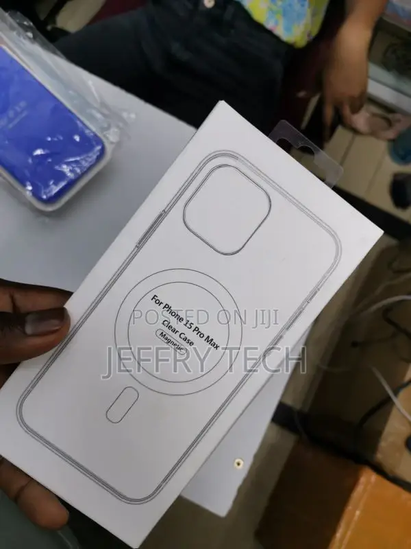 iPhone 15 Pro Max Magnetic Case Clear Transparent Slim Shock