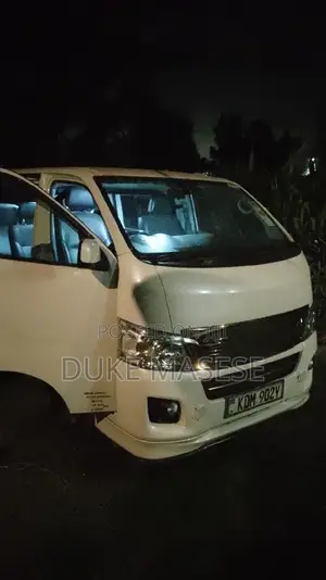 Van For Hire, 11 Seater