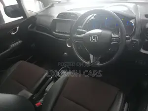 Honda Fit Shuttle 2014 Silver