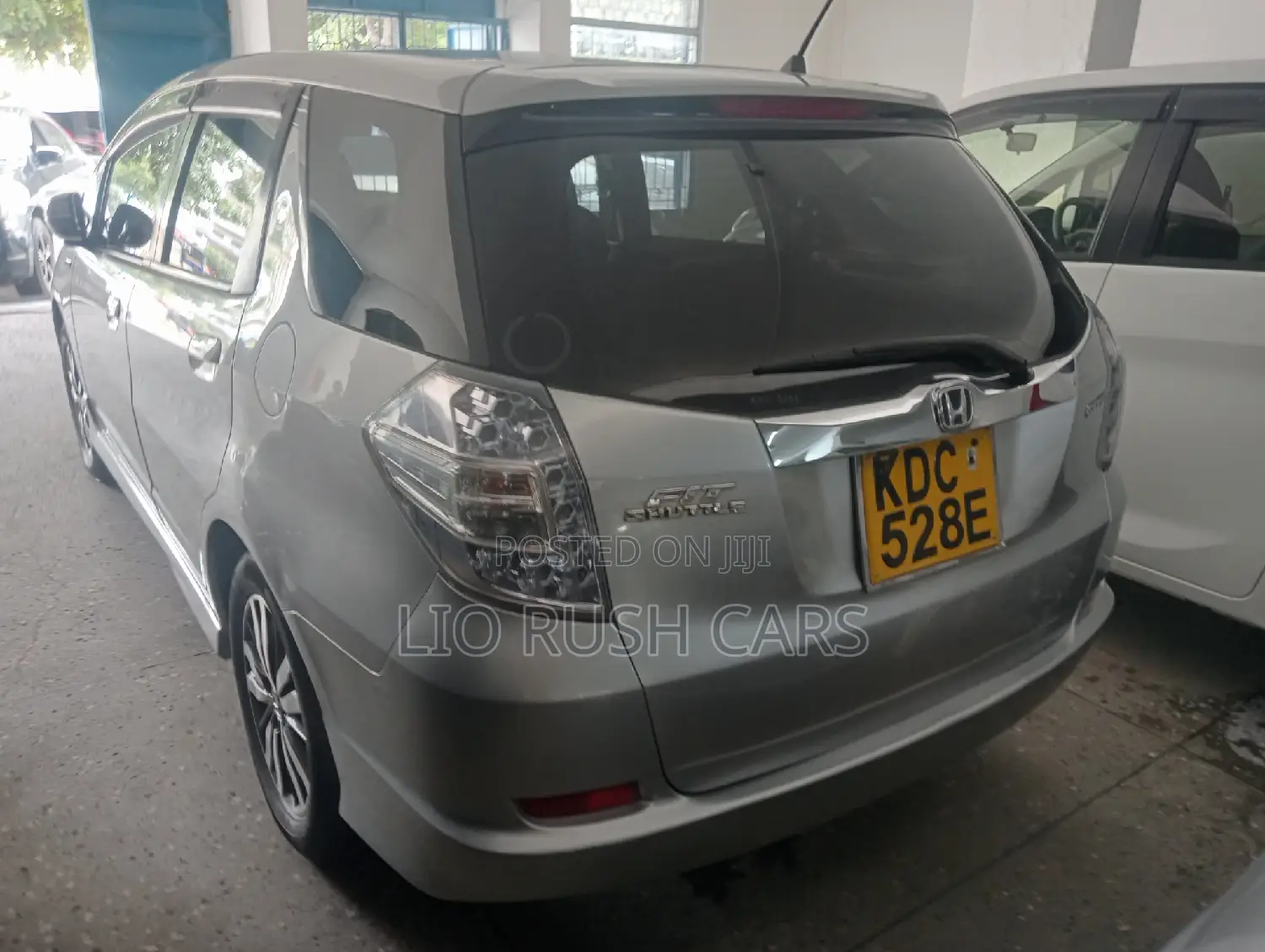 Honda Fit Shuttle 2014 Silver